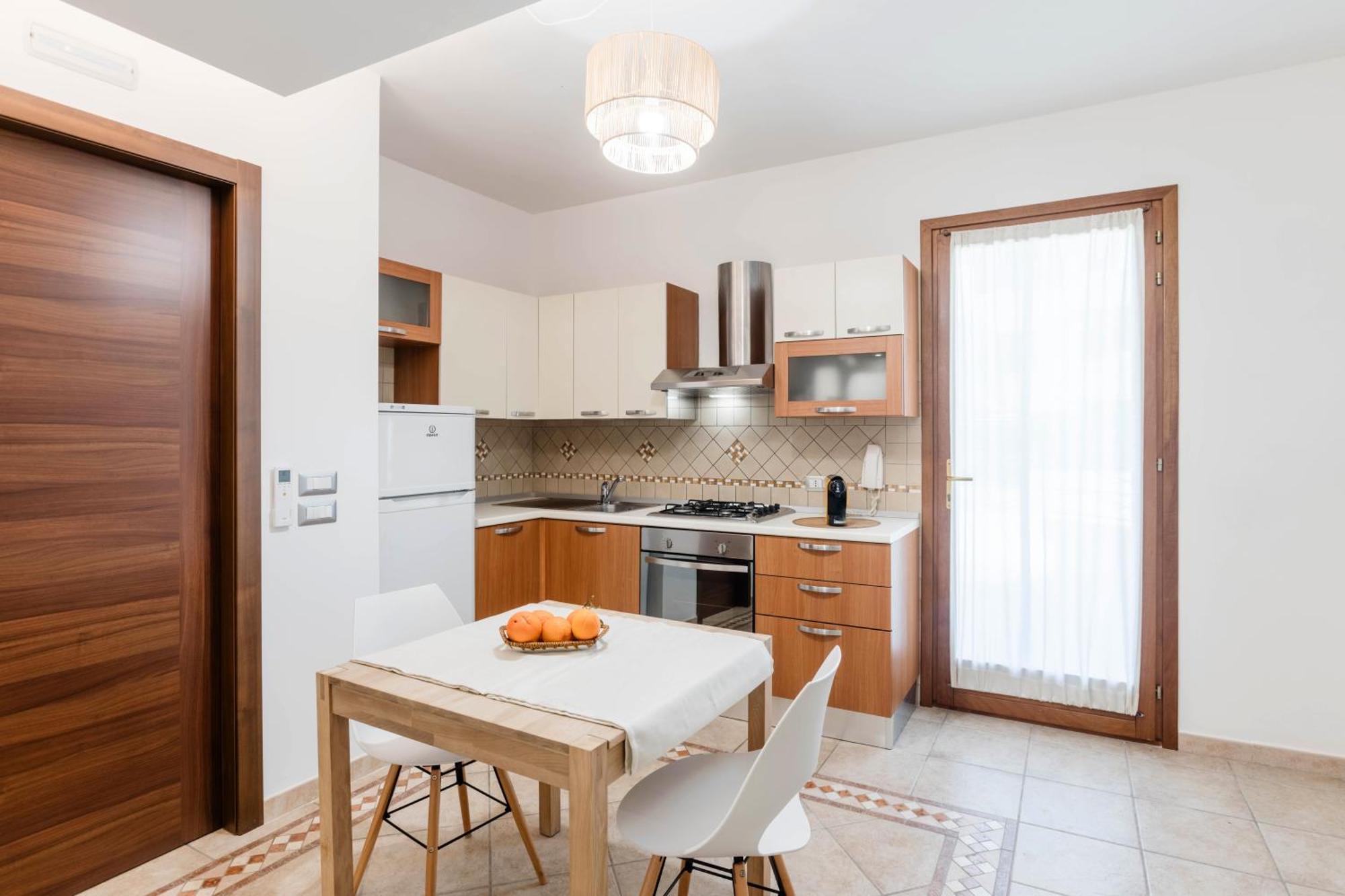 Sunway Luxury Apartments 2 Альгеро Экстерьер фото